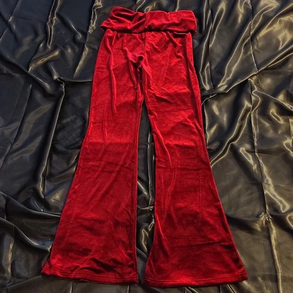 ROMWE Red Velour Flare Pants - Picture 4 of 5